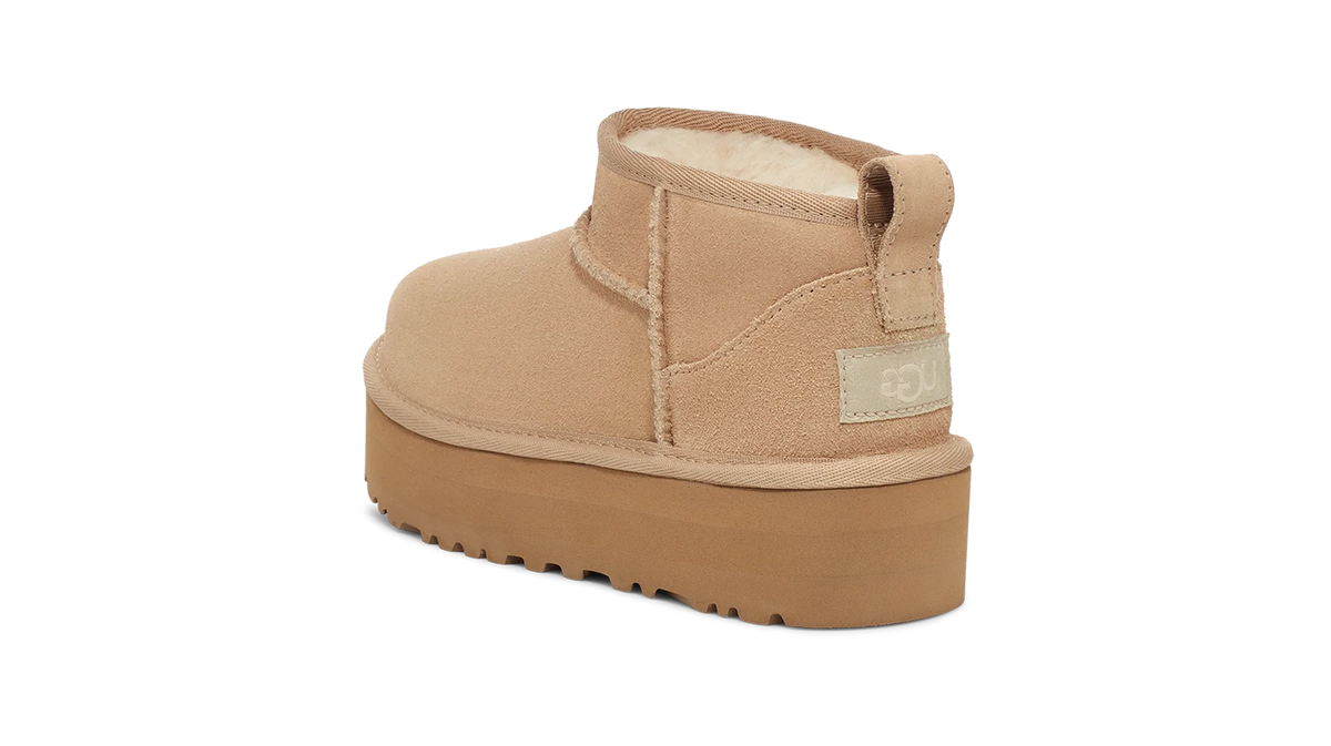 UGG Classic Ultra Mini Platform Boot Sand (Kids)