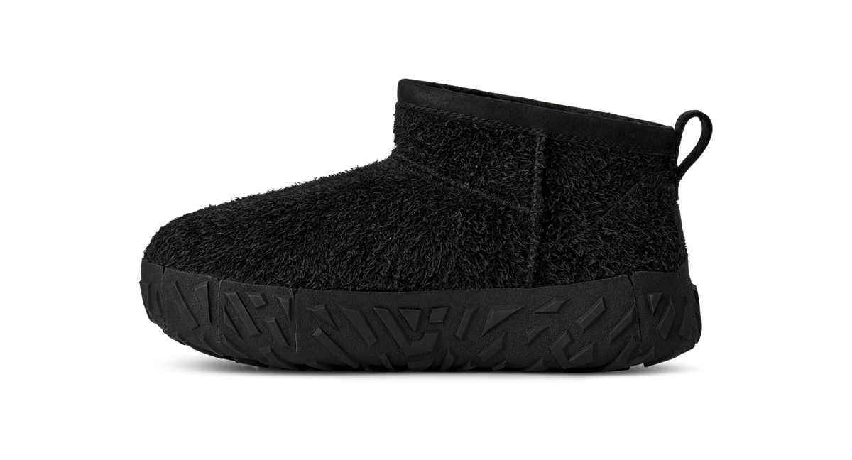 UGG Classic Ultra Mini Wrap Tech Boot Black
