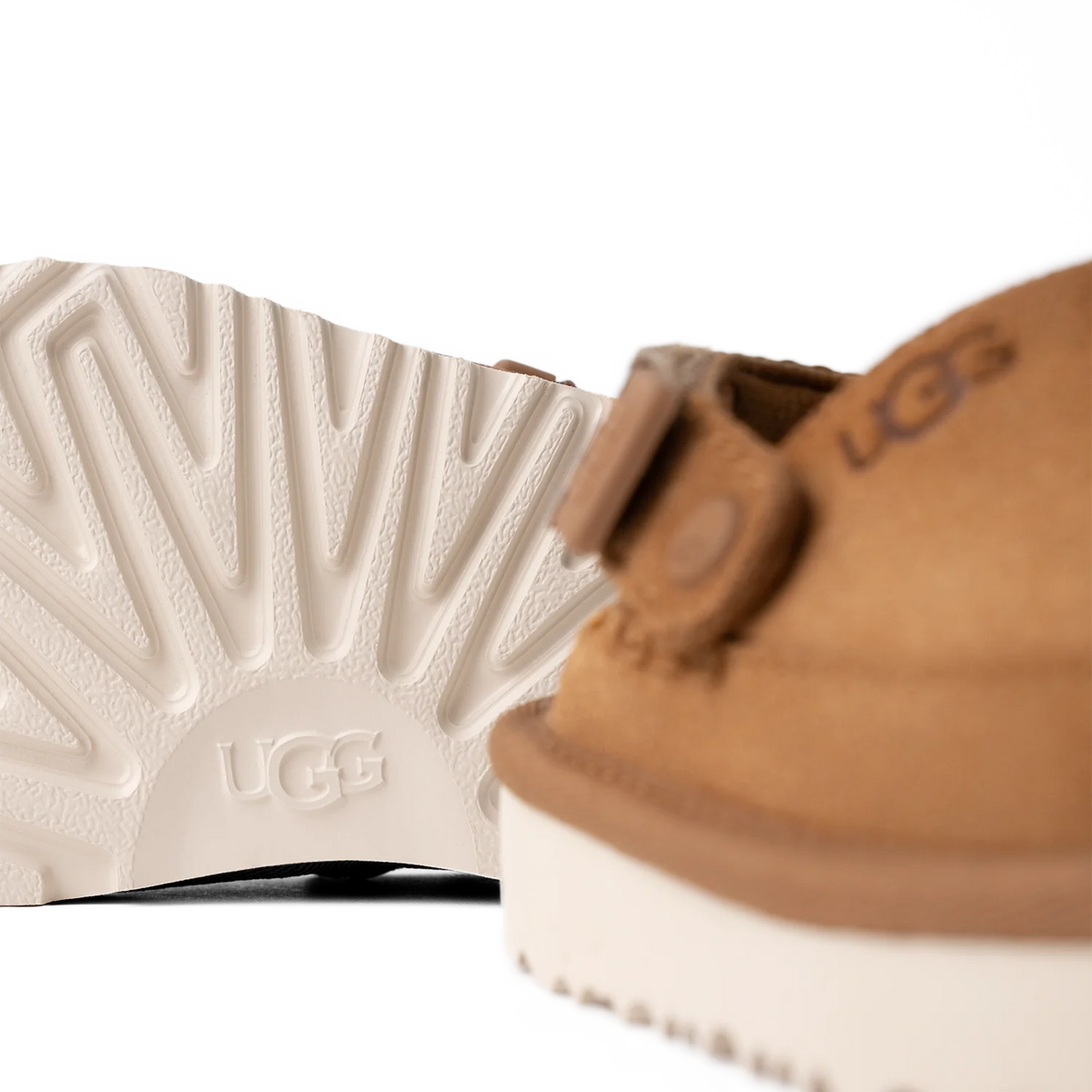 UGG Goldenstar Clog Chestnut (Toddler)