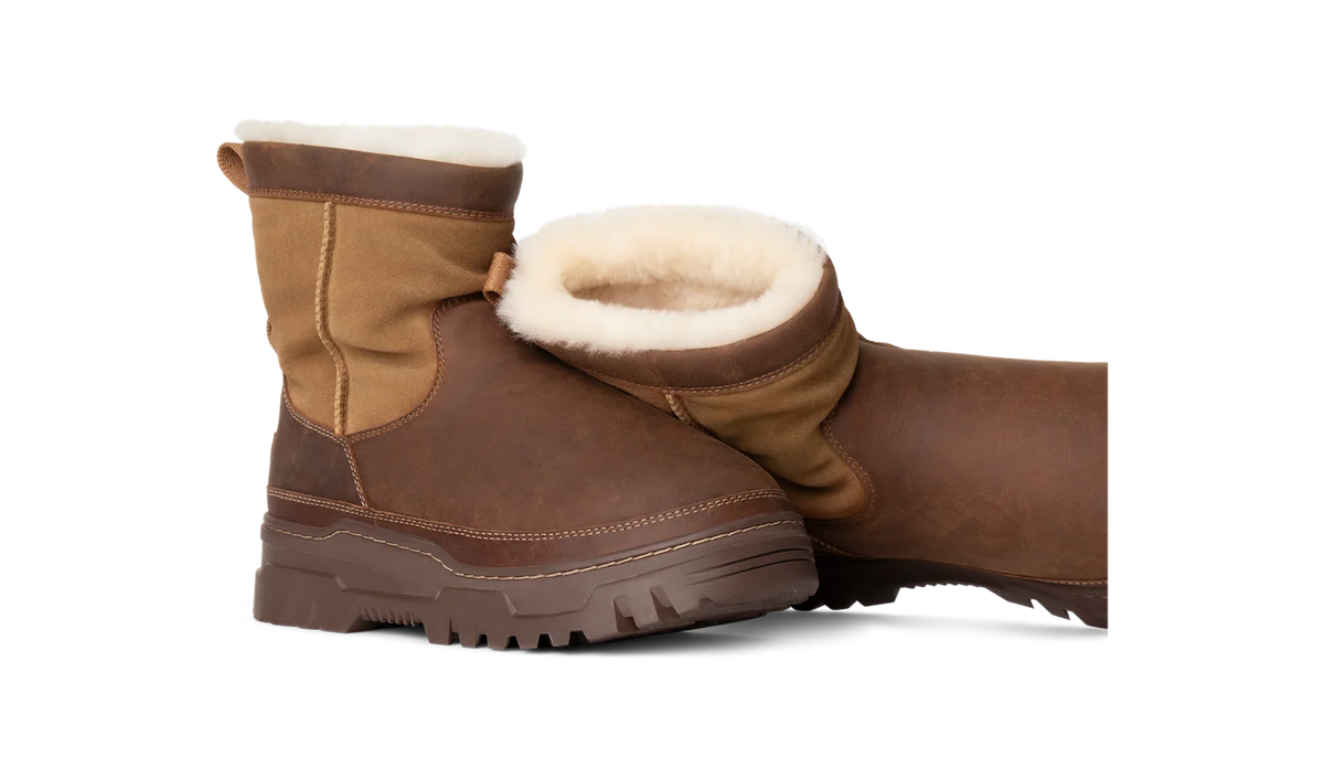 UGG Heritage Pull-On TrailGazer Boot Chestnut