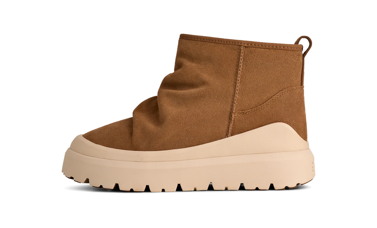 UGG Heritage Utility Mini Boot Chestnut Whitecap
