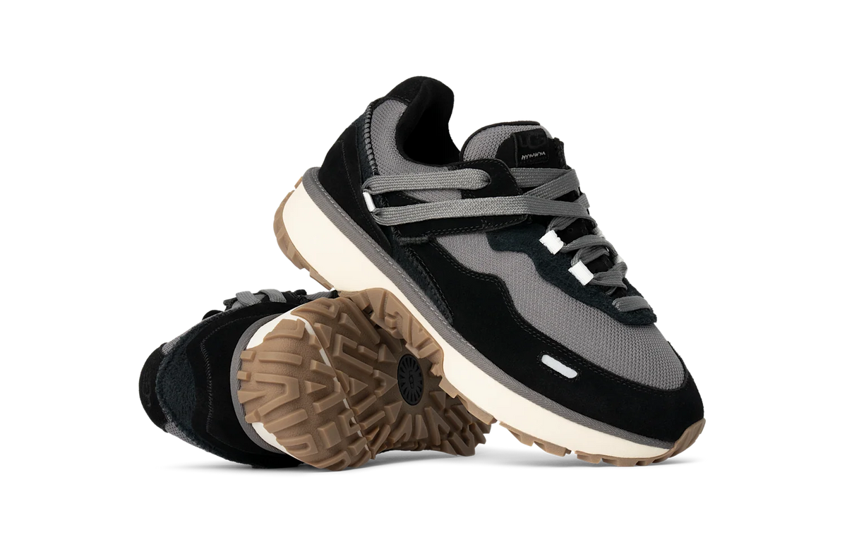 UGG RetroFi Low Black