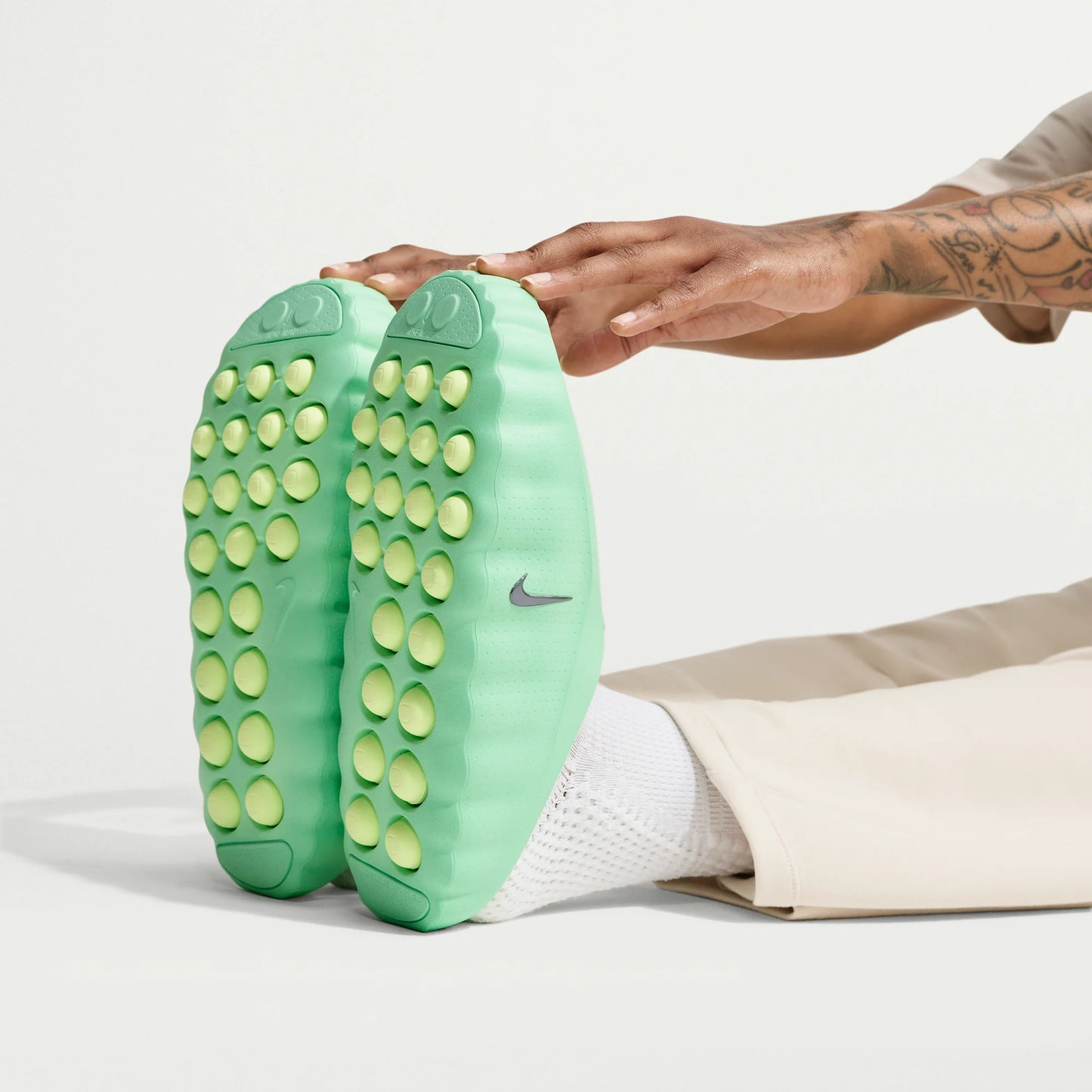 Nike Mind 001 Slide Cucumber Calm
