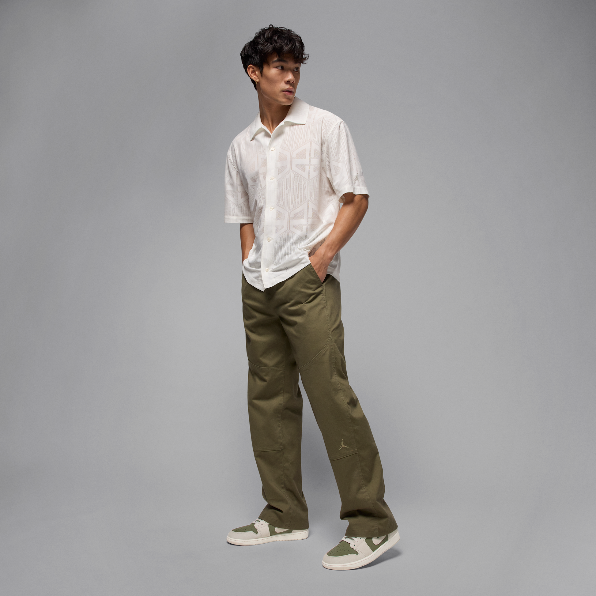 Jordan 1 Low SE Medium Olive Sail