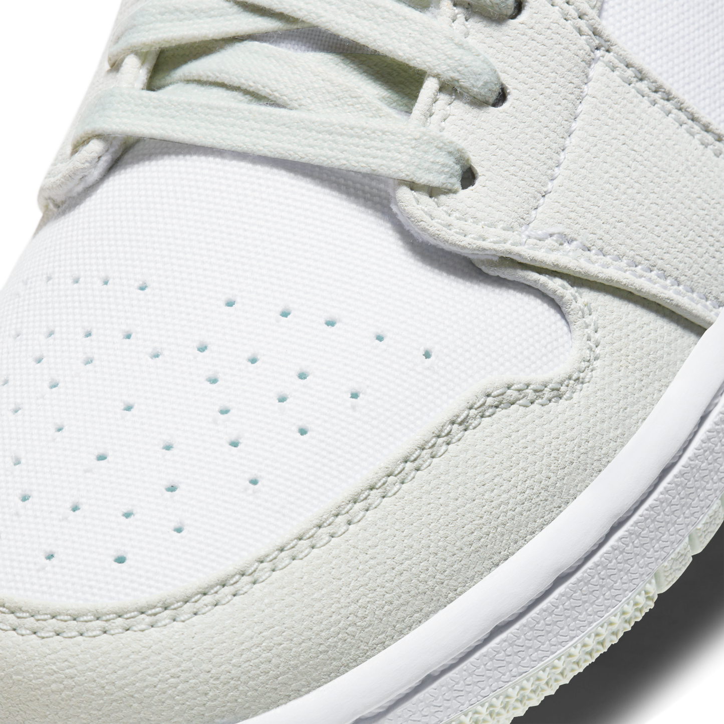 Jordan 1 Low Spruce Aura (Women's)