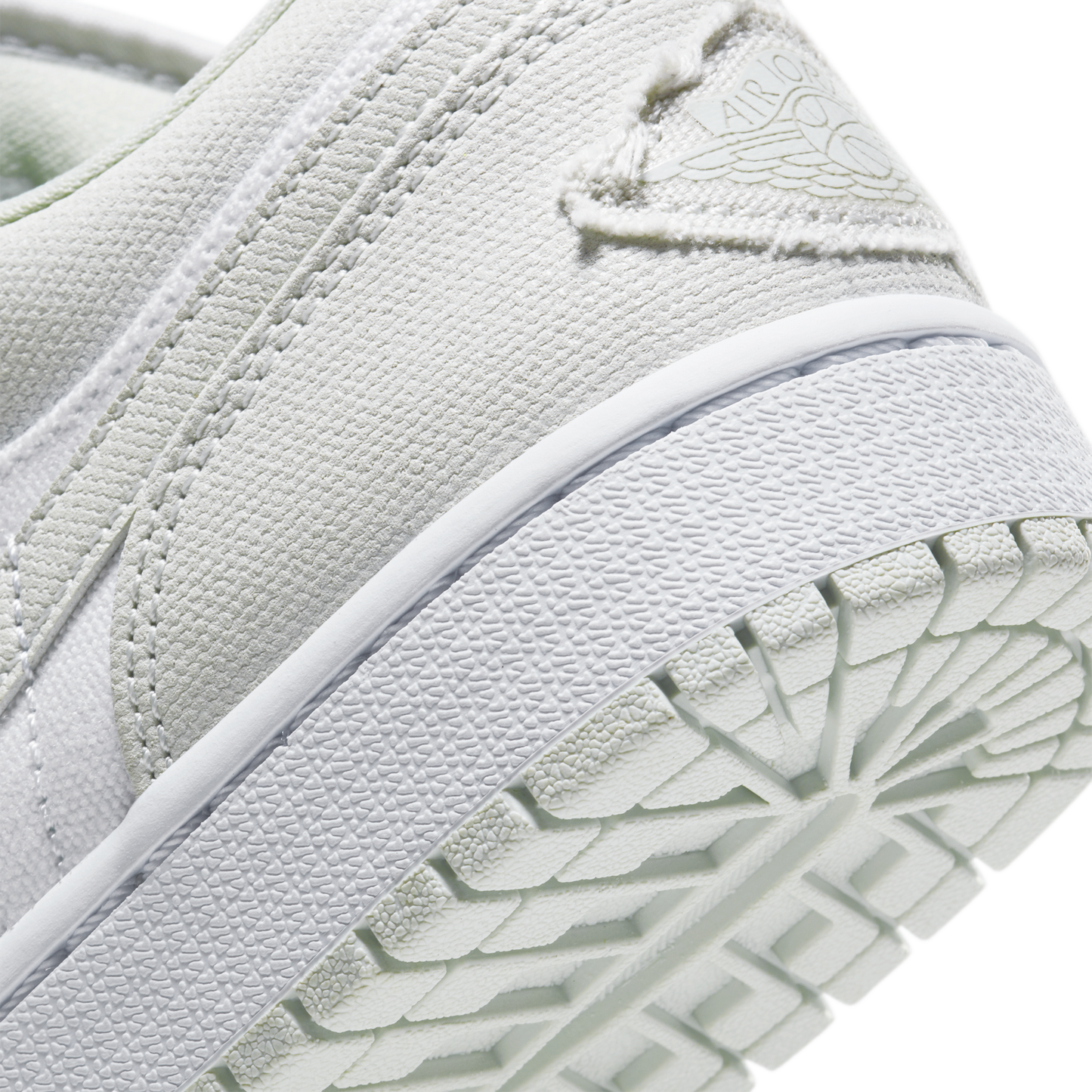 Jordan 1 Low Spruce Aura (Women's)