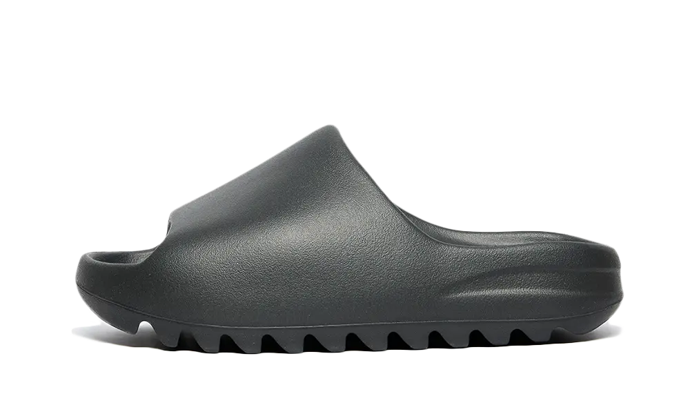 Yeezy Slide Onyx (HQ6448) - EU 37–48.5 - Black | SOSUKICKS