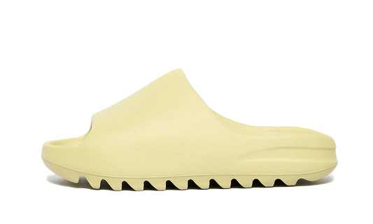 Yeezy Slide Resin (Restock Pair) (FZ5904) - EU 37–50 - Green | SOSUKICKS