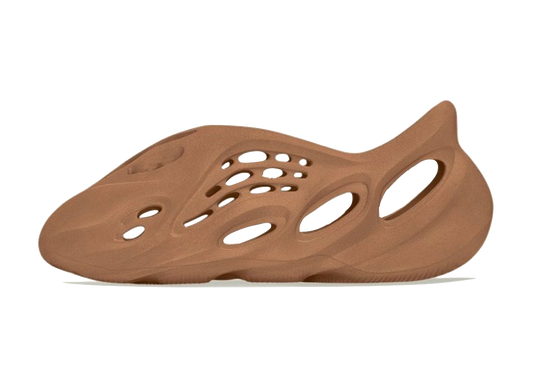 Yeezy Foam RNNR Flax (HP5335) - EU 37–50 - Brown | SOSUKICKS