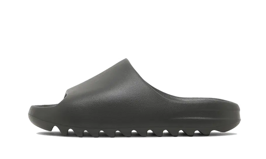 Yeezy Slide Dark Onyx (ID5103) - EU 37–50 - Black | SOSUKICKS