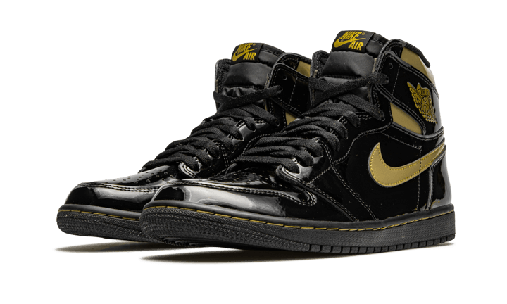 Air Jordan 1 High Black Metallic Gold (555088-032) - 36 EU - 4Y US - Yellow | SOSUKICKS