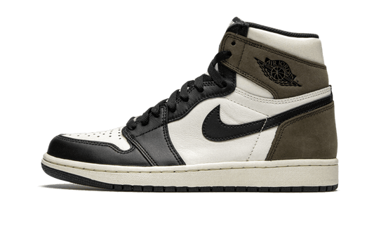 Air Jordan 1 High Dark Mocha (555088-105) - EU 35.5–47 - Brown | SOSUKICKS