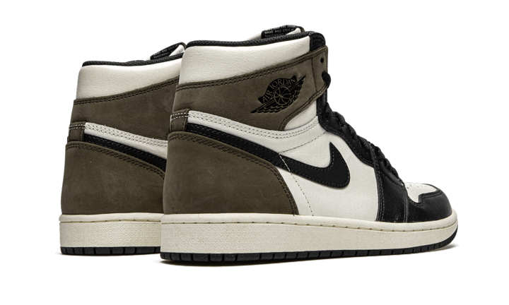 Air Jordan 1 High Dark Mocha (555088-105) - 36.5 EU - 4.5Y US - Brown | SOSUKICKS