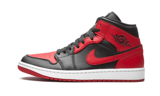 Air Jordan 1 Mid Banned (2020) (554724-074) - EU 35.5–46 - Black | SOSUKICKS