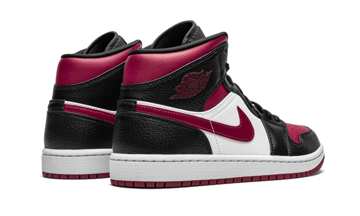 Air Jordan 1 Mid Bred Toe (554724-066) - 36.5 EU - 4.5Y US - Red | SOSUKICKS