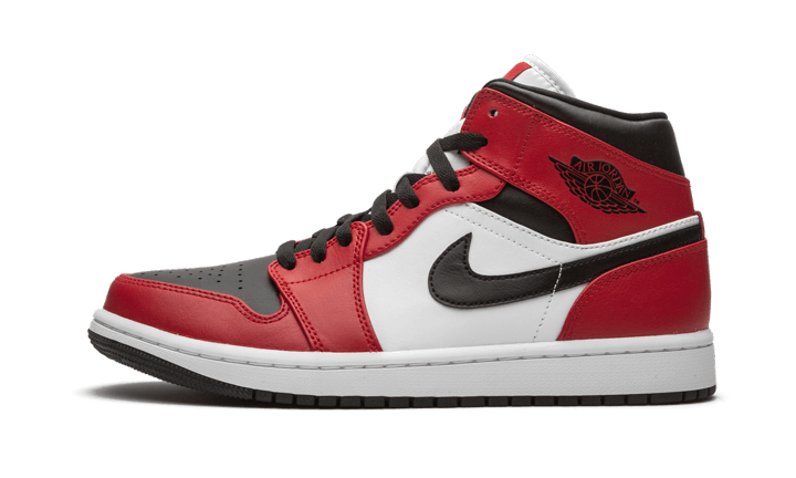 Air Jordan 1 Mid Chicago Black Toe (554724-069) - EU 35.5–46 - Black | SOSUKICKS