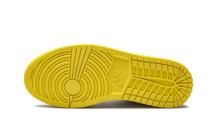 Air Jordan 1 Mid SE Voltage Yellow