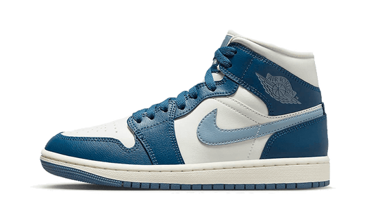 Air Jordan 1 Mid Sky J French Blue (W)