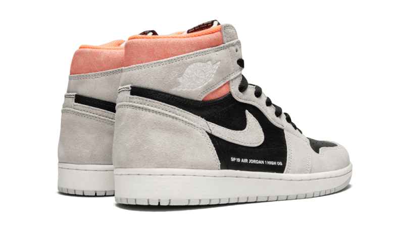 Air Jordan 1 Retro High Neutral Grey Hyper Crimson (555088-018) - 41 EU - 8 US - Gray | SOSUKICKS