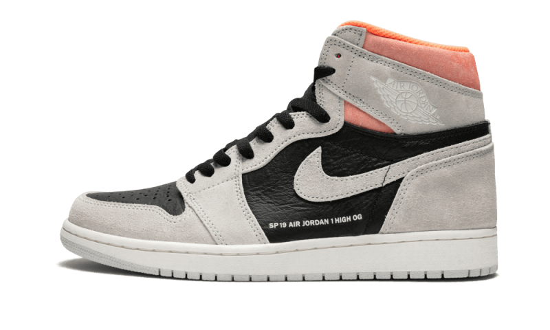 Air Jordan 1 Retro High Neutral Grey Hyper Crimson (555088-018) - EU 40–46 - Gray | SOSUKICKS