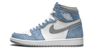 Air Jordan 1 Retro High OG Hyper Royal