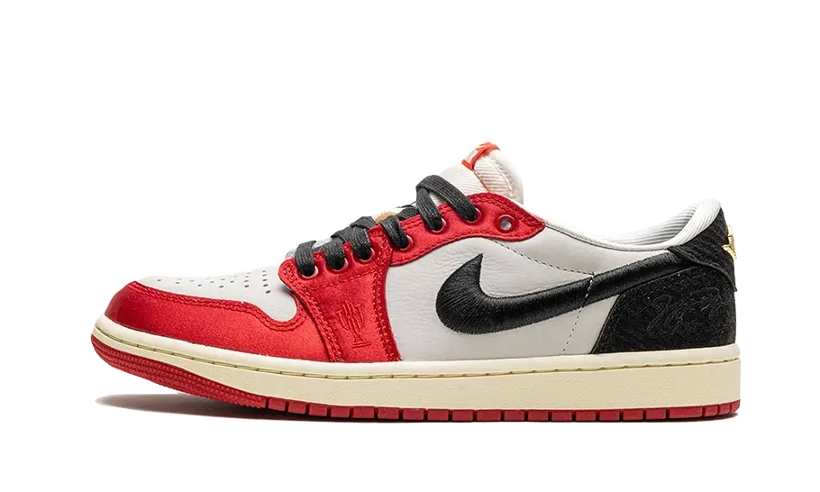 Air Jordan 1 Retro Low OG Trophy Room (FN0432-100) - EU 35.5–49.5 - White | SOSUKICKS