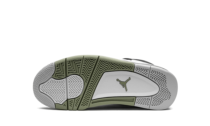Air Jordan 4 Seafoam (AQ9129-103) - 37.5 EU - 5 US - White | SOSUKICKS