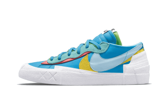 Blazer Low Sacai Kaws Blue (DM7901-400) - EU 36–46 - Blue | SOSUKICKS
