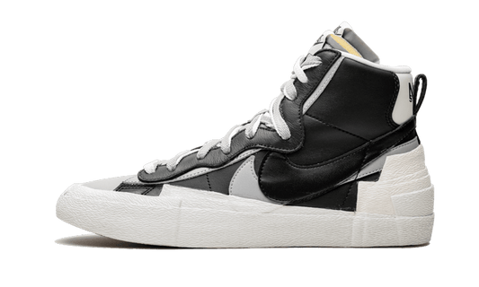 Blazer Mid Sacai Black Grey (BV0072-002) - EU 36–46 - Black | SOSUKICKS