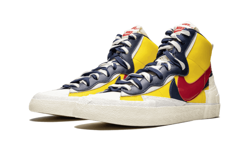 Blazer Mid Sacai Snow Beach (BV0072-700) - 40 EU - 7 US - White | SOSUKICKS