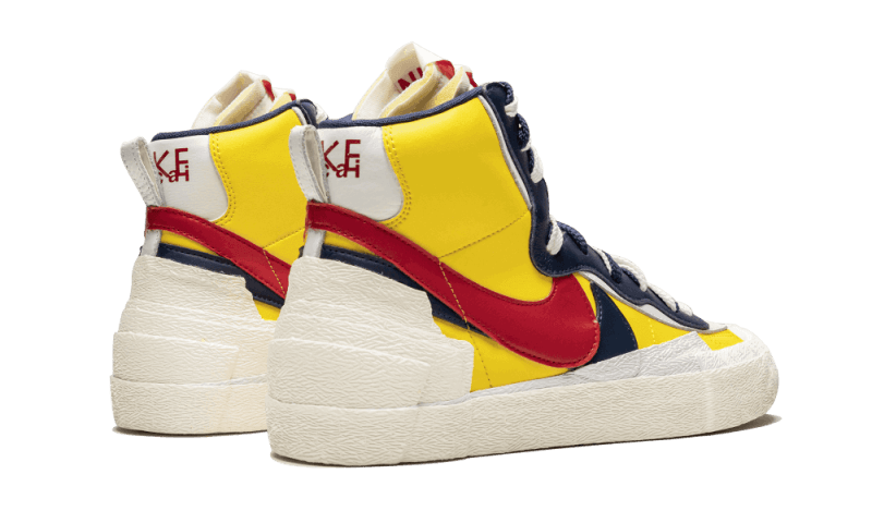 Blazer Mid Sacai Snow Beach (BV0072-700) - 40.5 EU - 7.5 US - White | SOSUKICKS