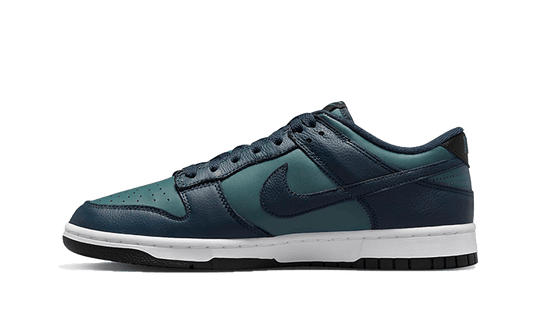 Dunk Low Armory Navy (DR9705-300) - EU 36–46 - Navy | SOSUKICKS