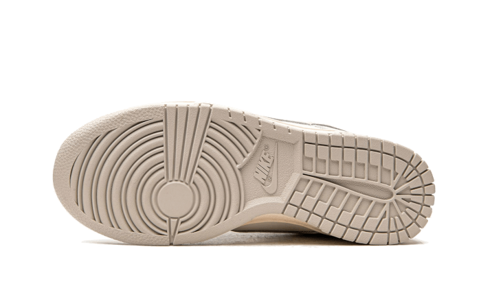 Dunk Low Light Bone (DD1503-107) - 37.5 EU - 5 US - White | SOSUKICKS
