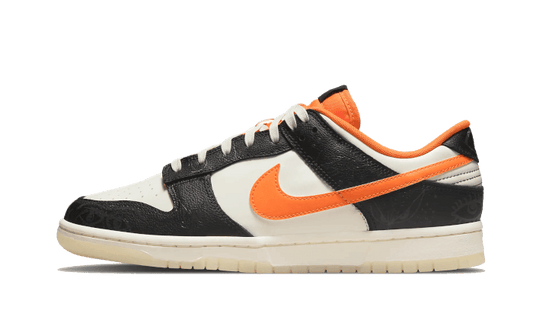 Dunk Low PRM Halloween (2021) (DO3806-100) - EU 35.5–46 - White | SOSUKICKS