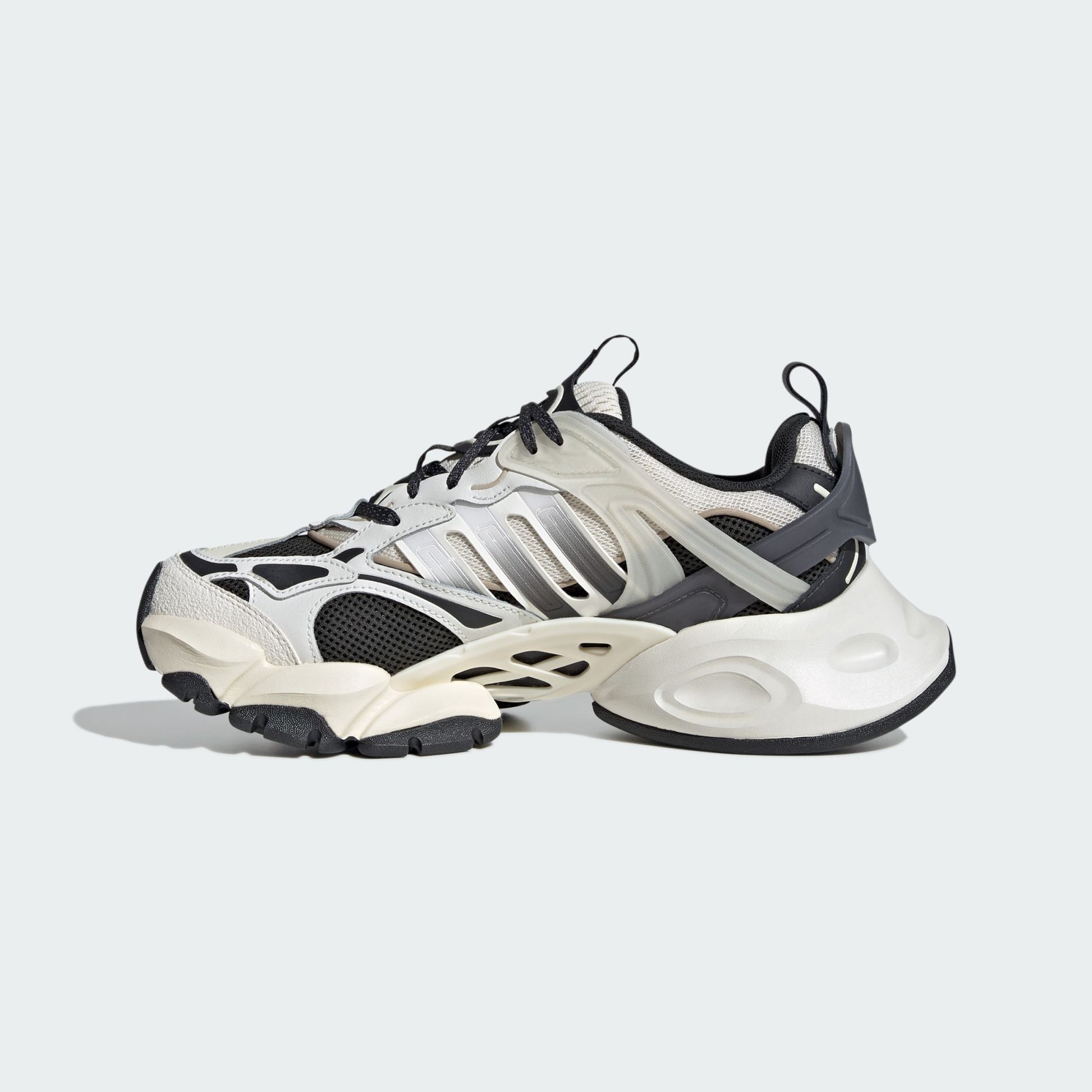 adidas XLG Runner Deluxe Beige