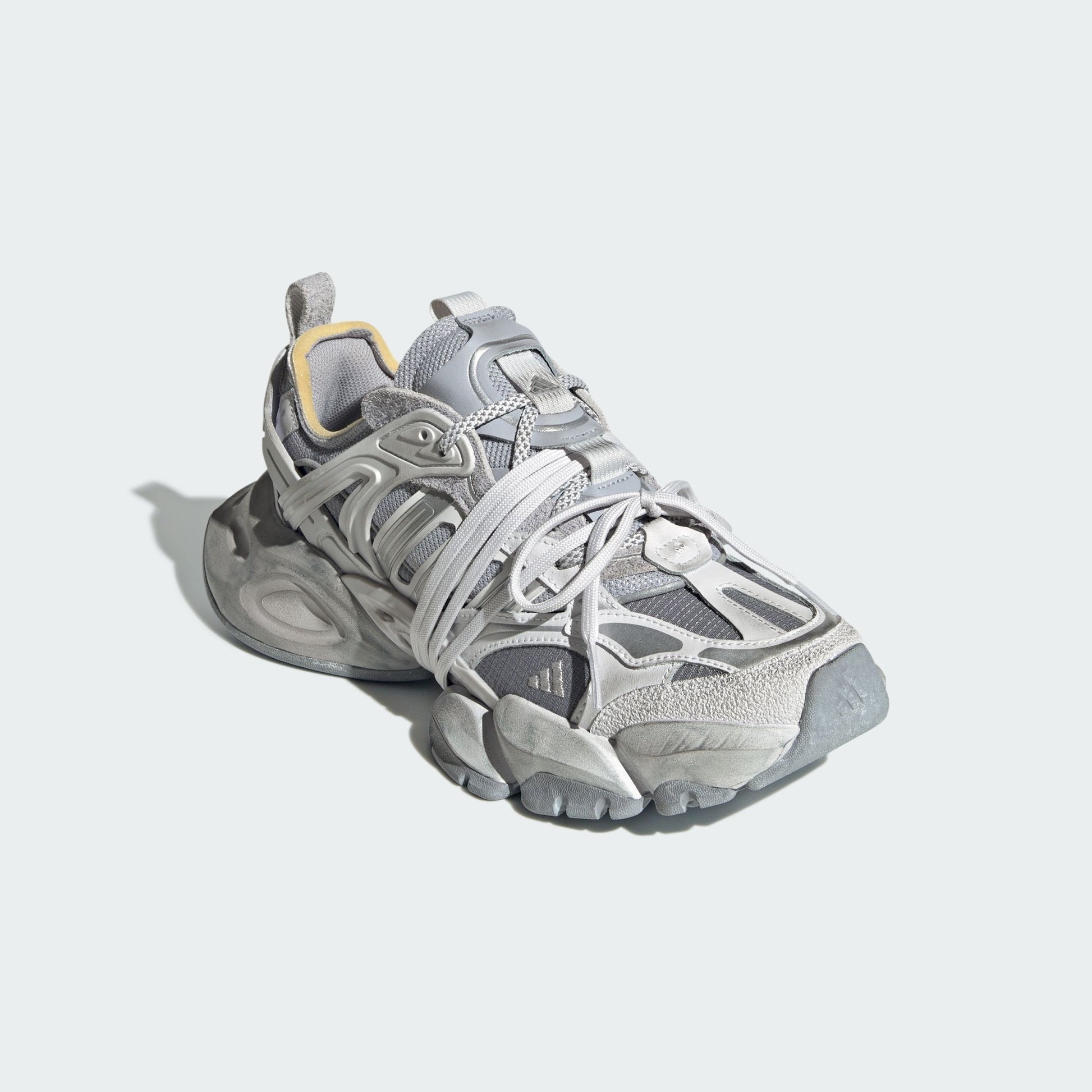 adidas XLG Runner Deluxe Gray