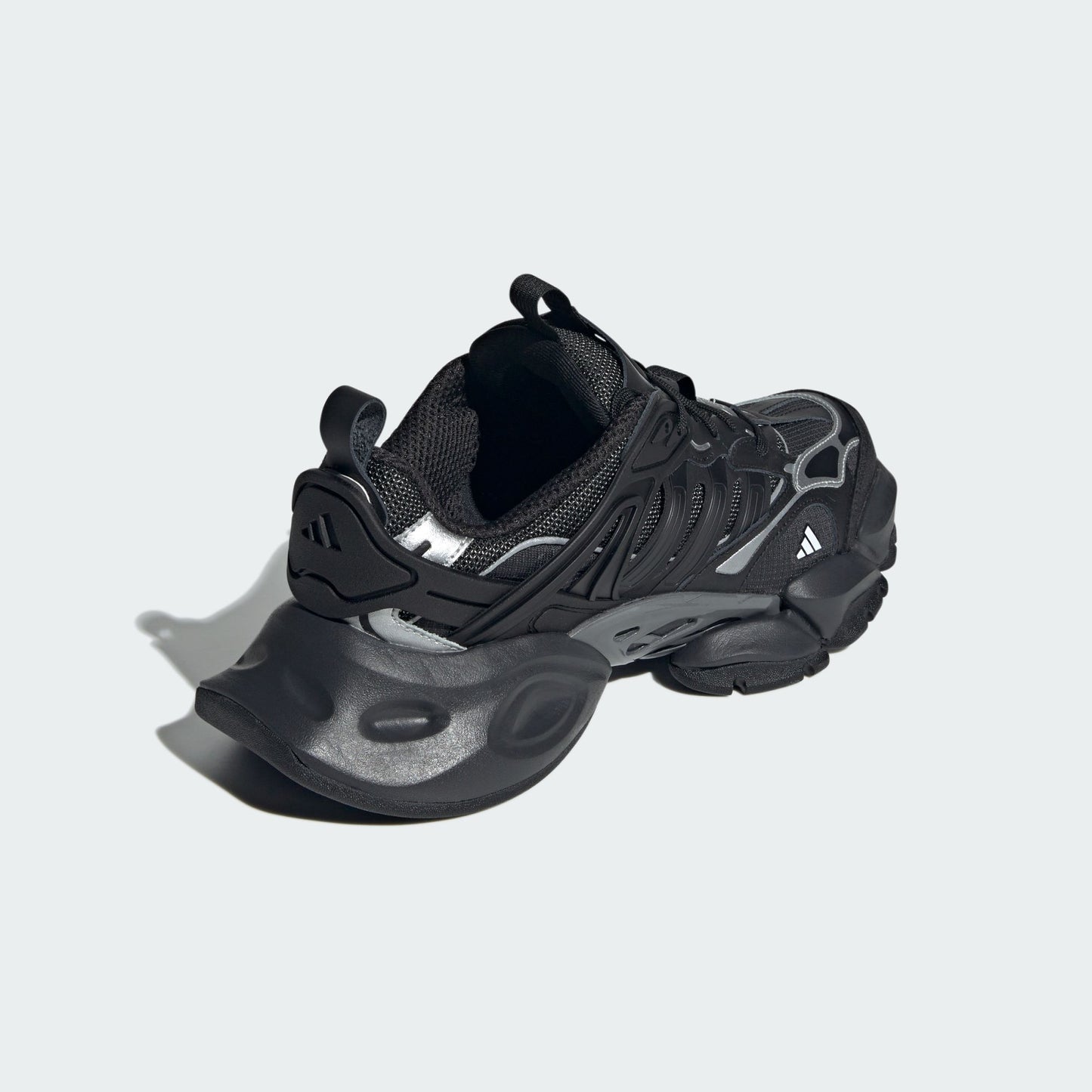 adidas Vento XLG Deluxe Black