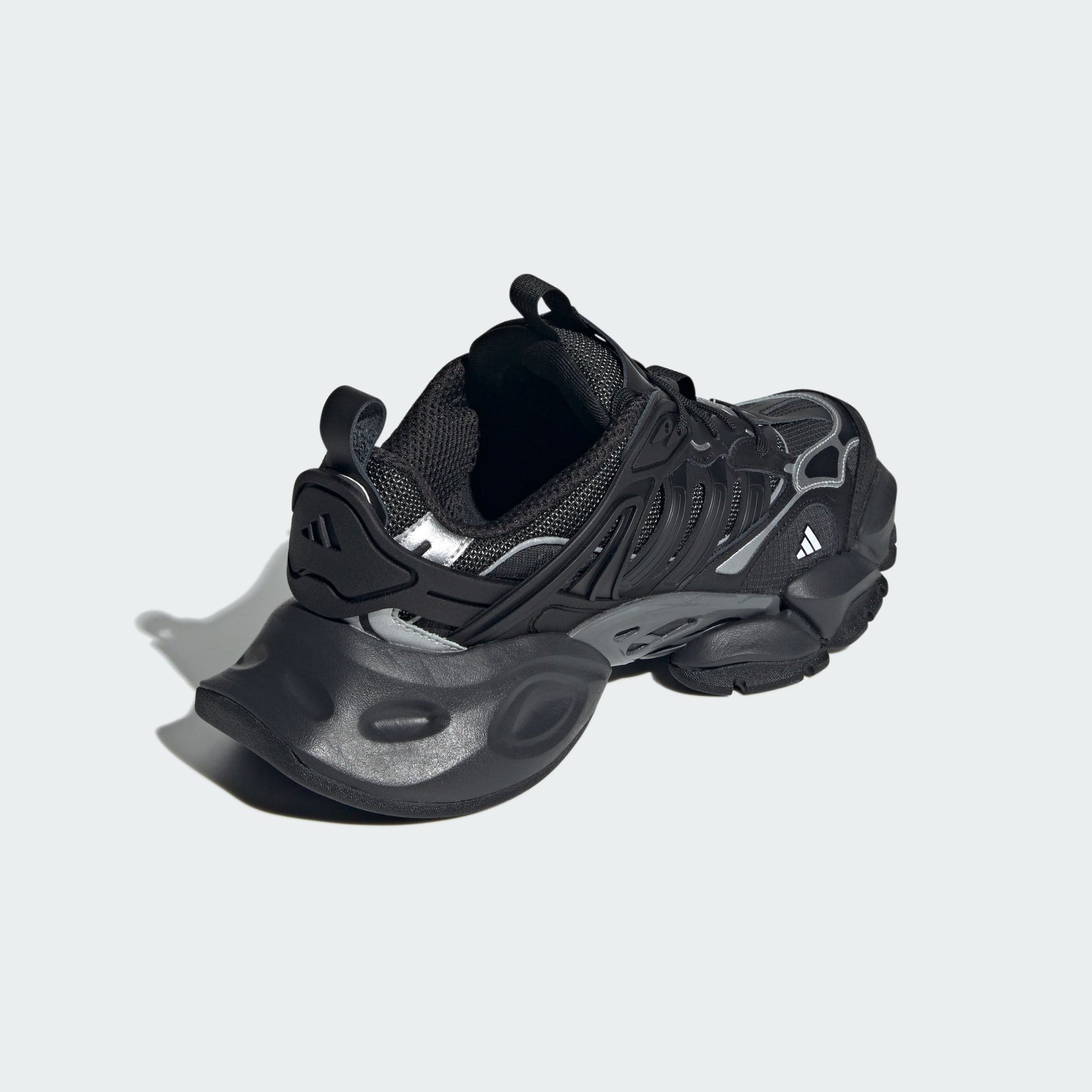 adidas Vento XLG Deluxe Black