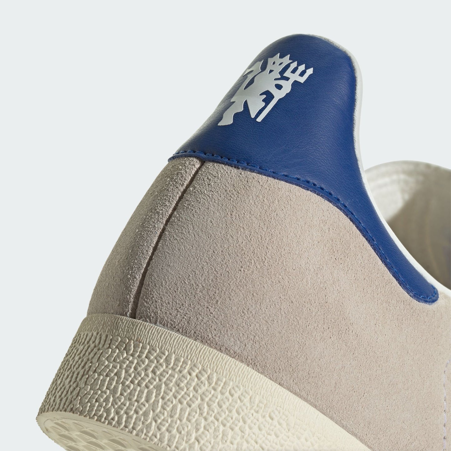 adidas Gazelle Manchester United Off White