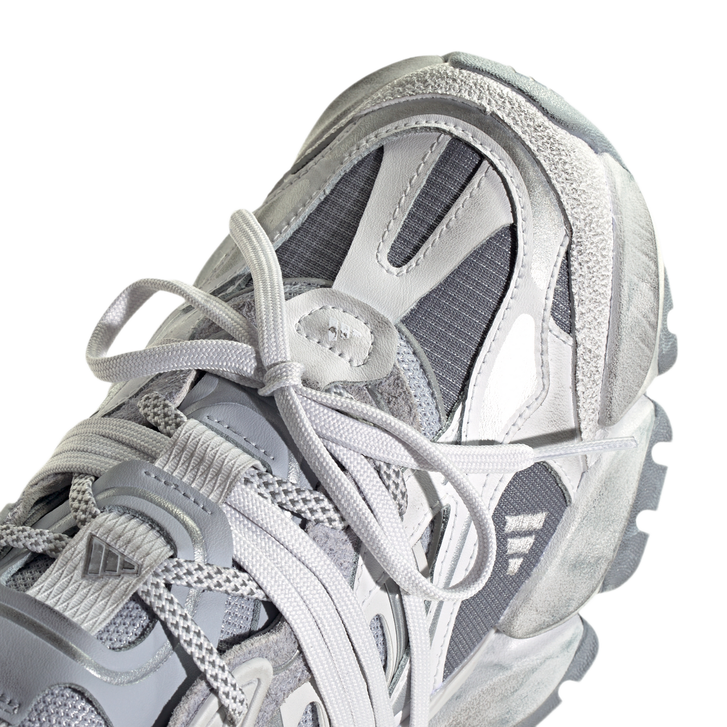 adidas XLG Runner Deluxe Gray