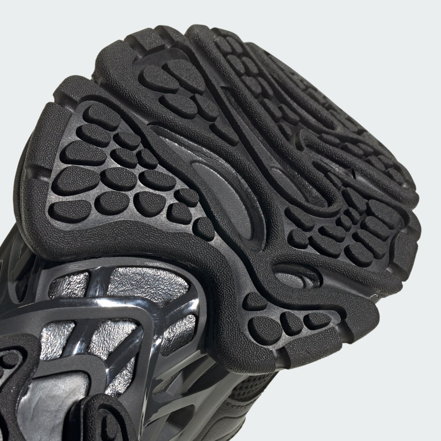 adidas XLG Runner Deluxe Black Grey