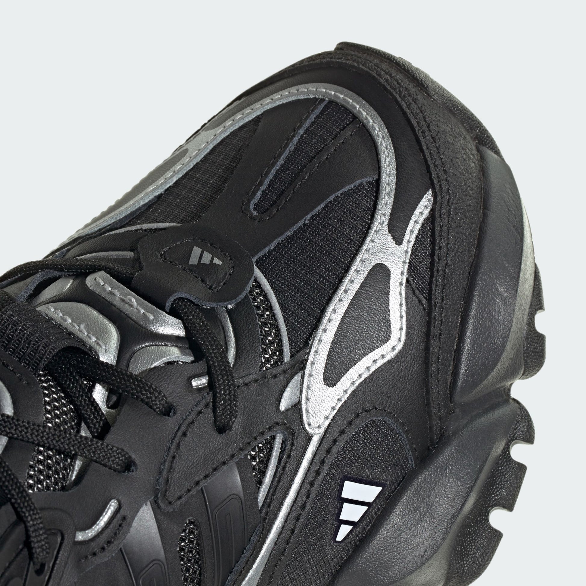 adidas Vento XLG Deluxe Black