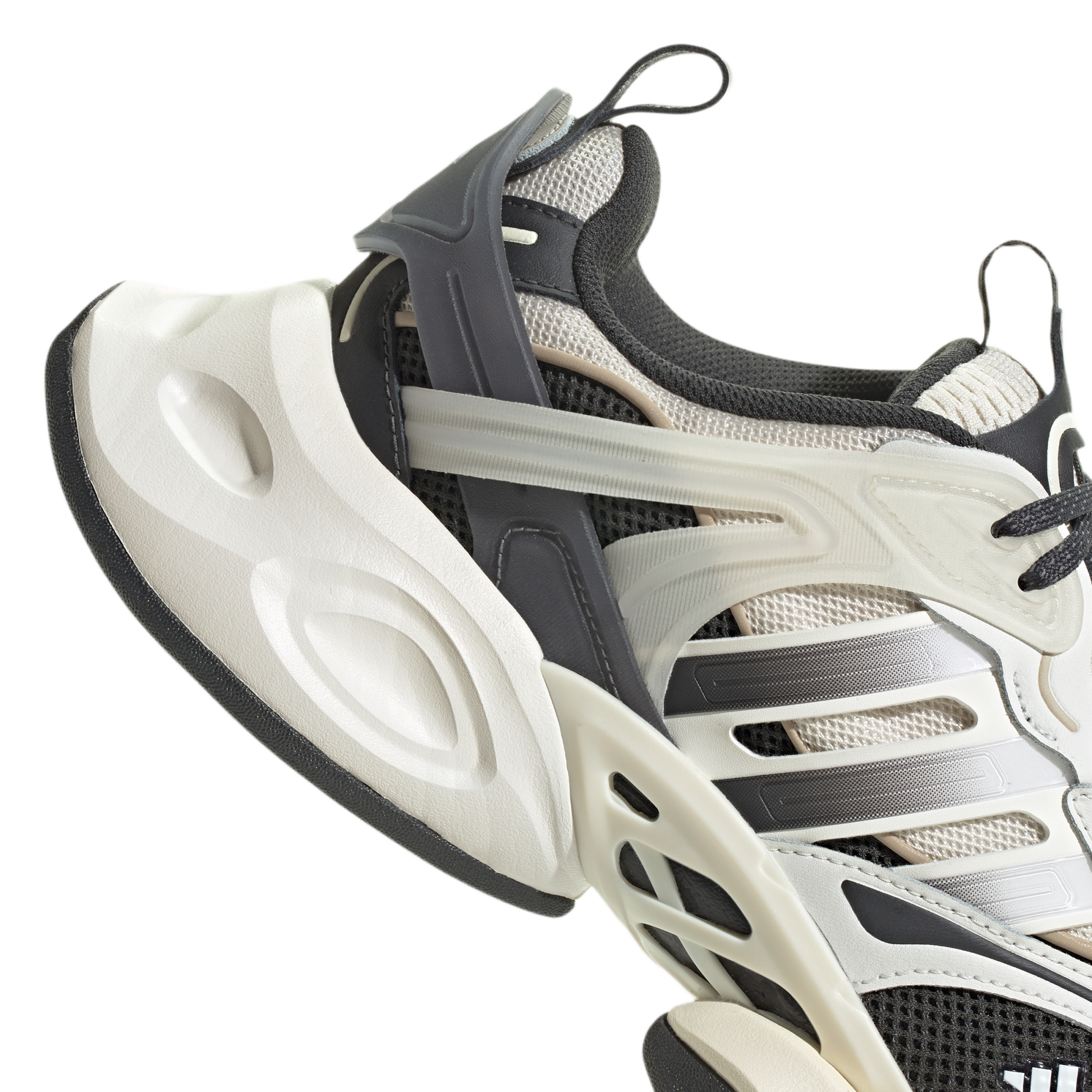 adidas XLG Runner Deluxe Beige
