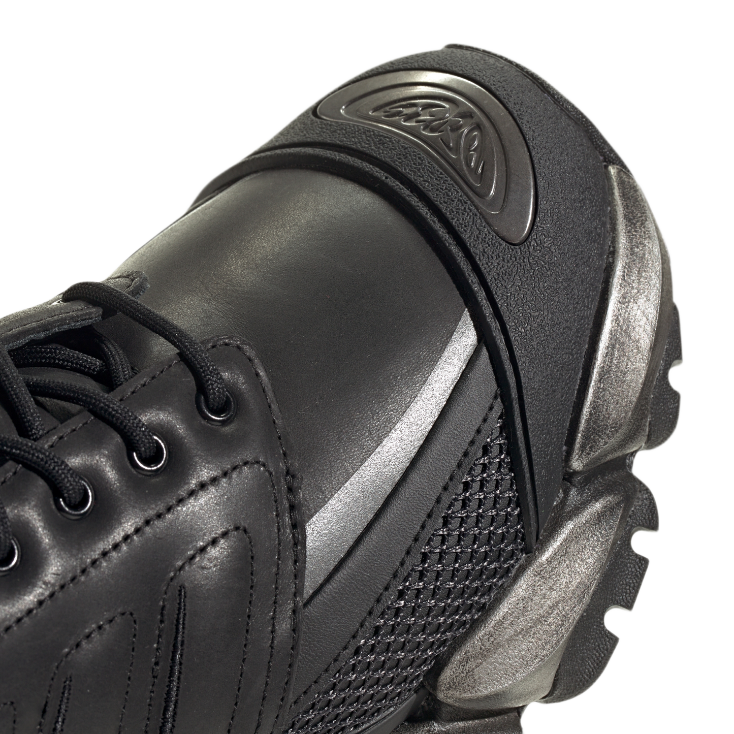 adidas XLG Runner Derby Black