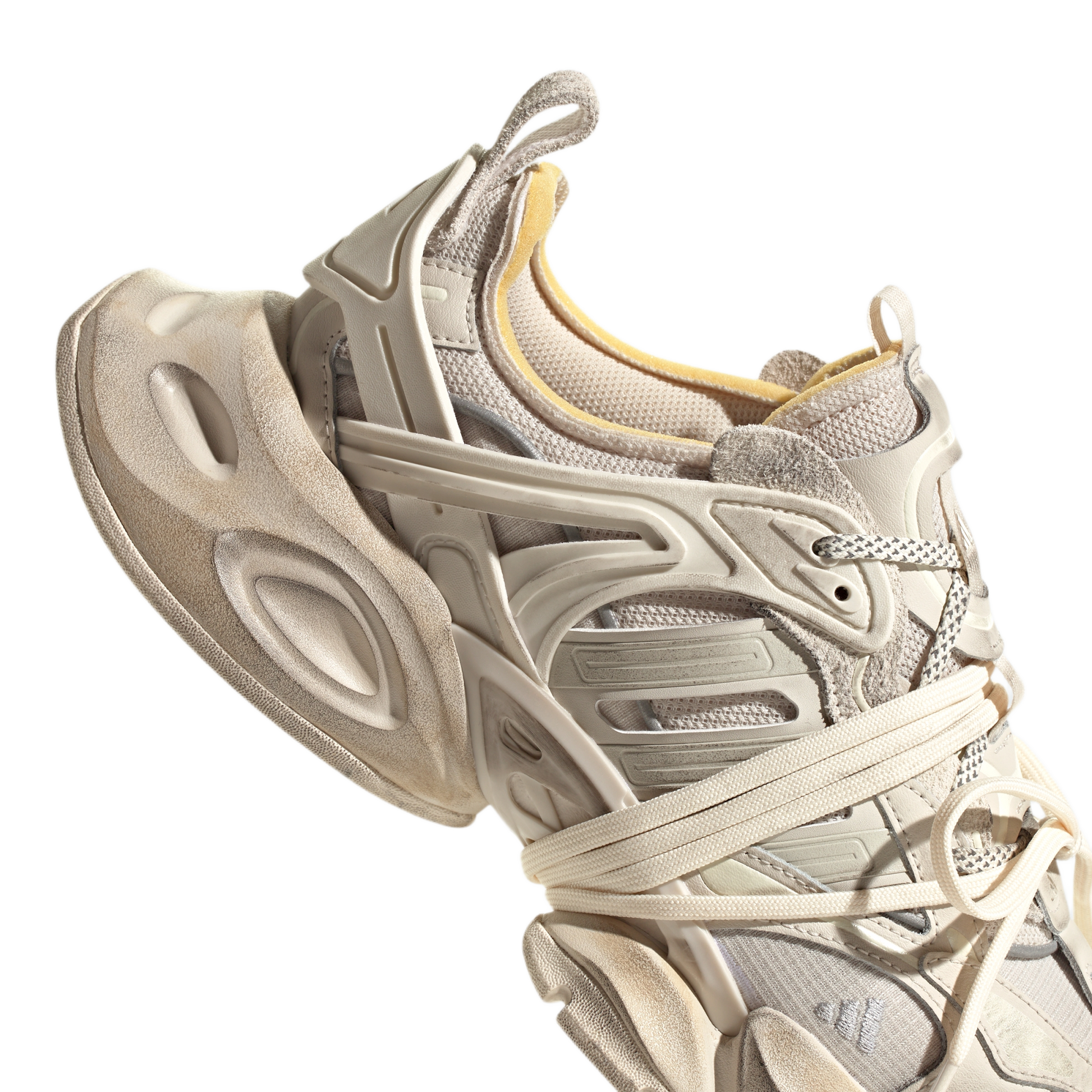 adidas XLG Runner Deluxe Wonder Beige
