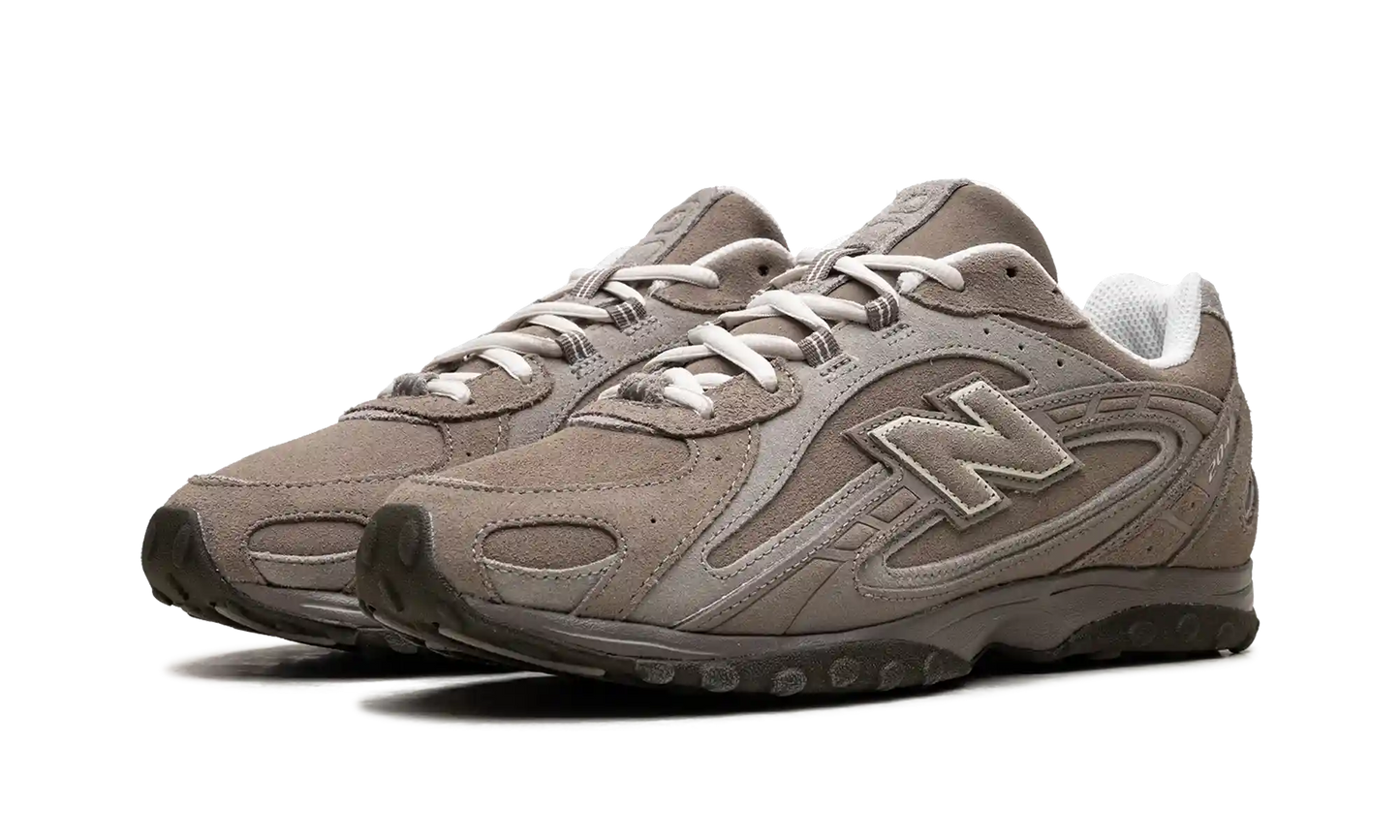 204L Mushroom (U204LMMA) - 37 EU - 4.5 US - Pink | SOSUKICKS