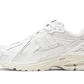 1906D Protection Pack White Leather (M1906DE) - EU 36–46.5 - White | SOSUKICKS