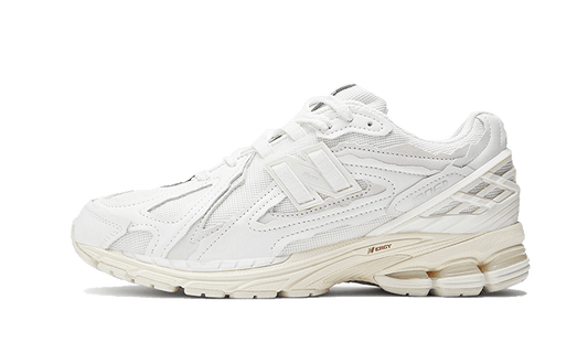 1906D Protection Pack White Leather (M1906DE) - EU 36–46.5 - White | SOSUKICKS