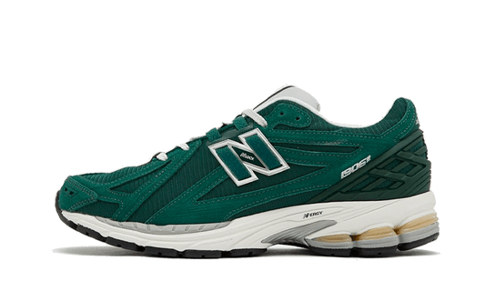 1906R Green Suede Metallic Silver (M1906RX) - EU 36–46.5 - Gray | SOSUKICKS