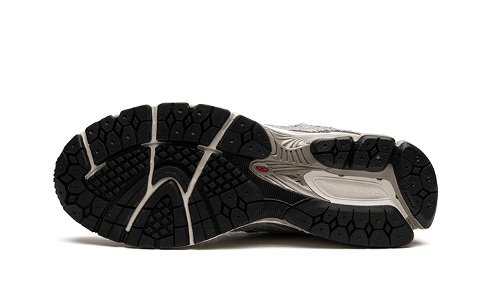 2002R Protection Pack Grey (M2002RDM) - 38 EU - 5.5 US - Gray | SOSUKICKS